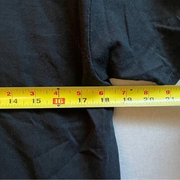 Pokemon Pikachu Electric Type Ready For Battle Graphic Print T-Shirt Sz M - Picture 6 of 6